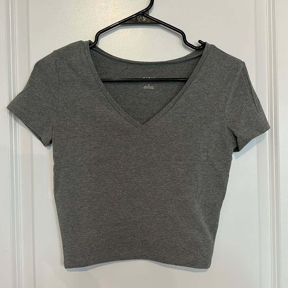 Wild Fable crop top v neck size small